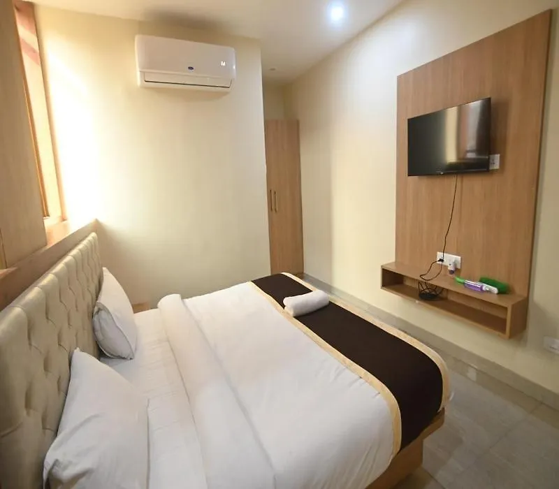 Nivedita Hotel Varanasi